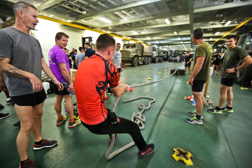 U.S., French share Christmas spirit through fitness challenge