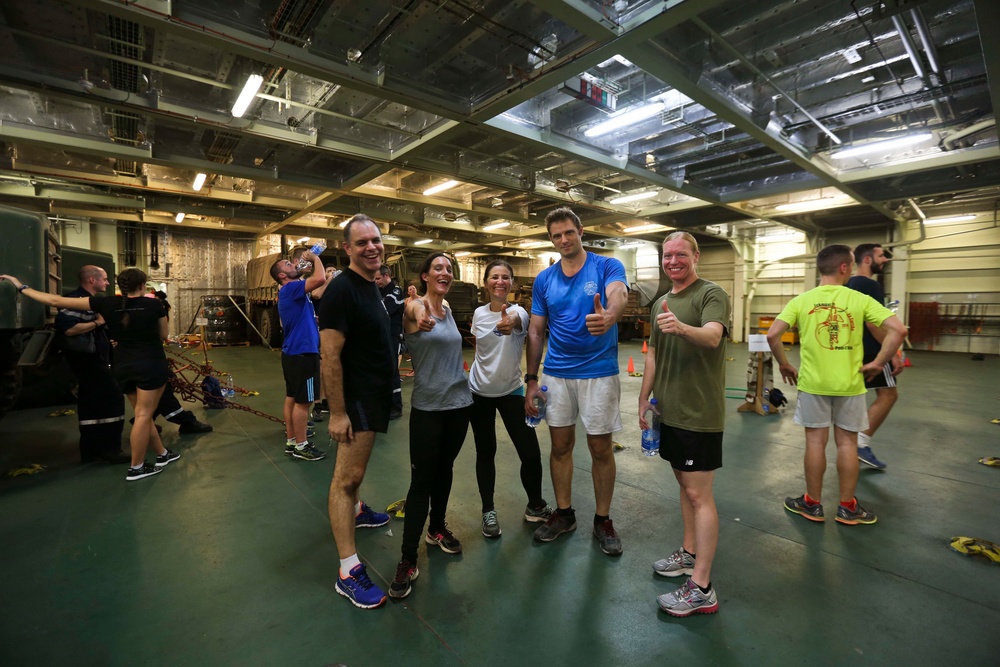 U.S., French share Christmas spirit through fitness challenge