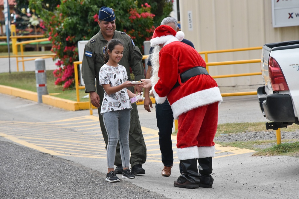 JTF-Bravo: Soto Cano Cookie Exchange