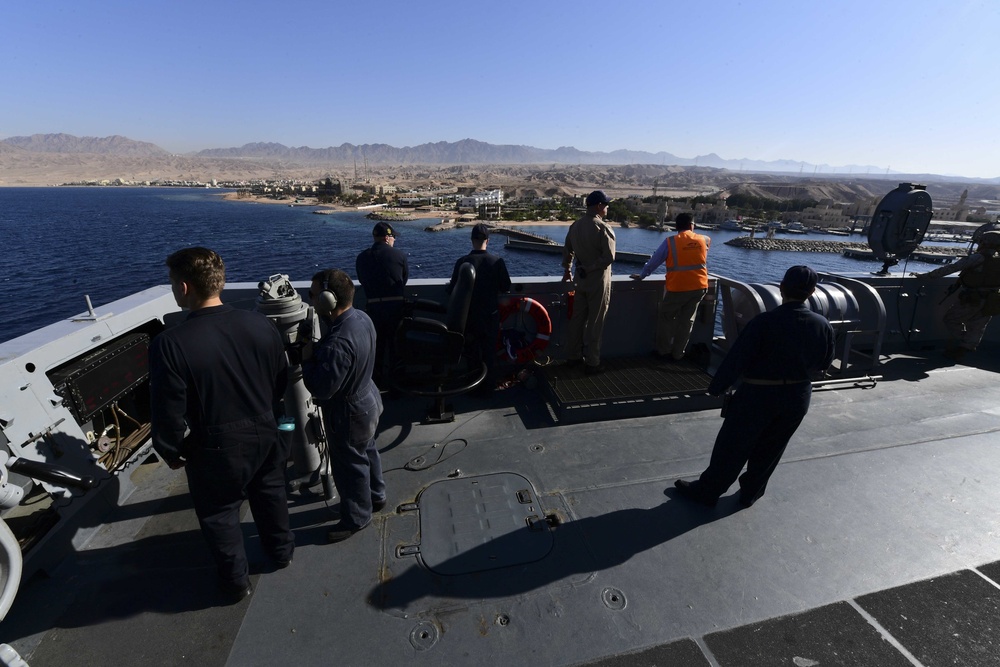 USS San Diego (LPD 22) Sailors Stand Watch During Aqaba, Jordan Departure