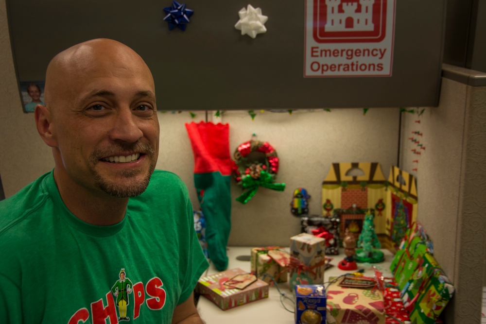 USACE personnel on the job in PR during the holidays