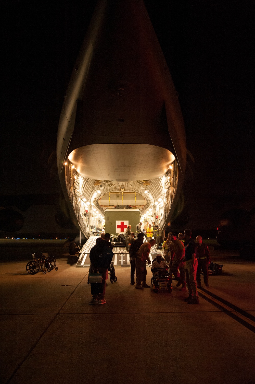 Reserve Citizen Airmen deliver aid to Hurricane Maria victims