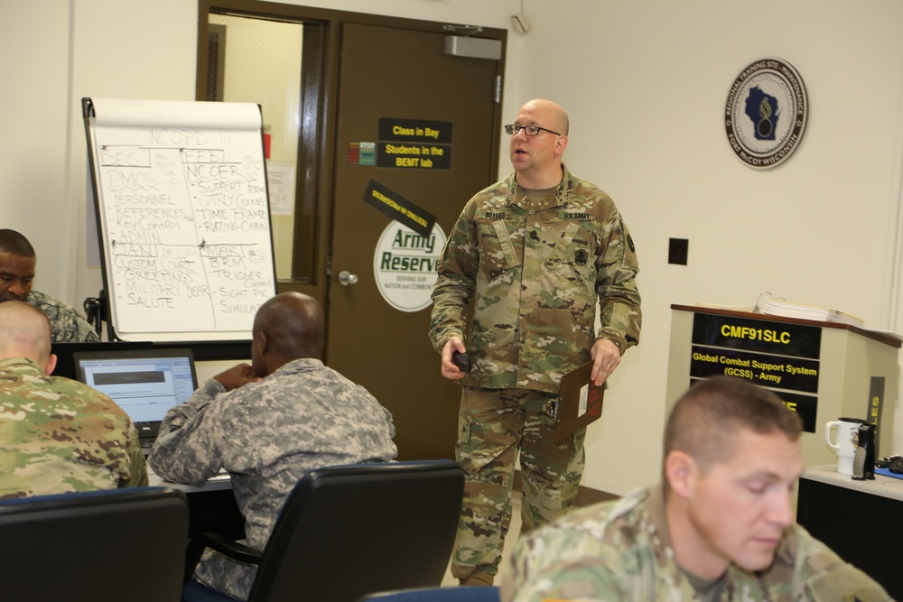 Soldiers train in senior leader course for 91, 94 MOS' at Fort McCoy