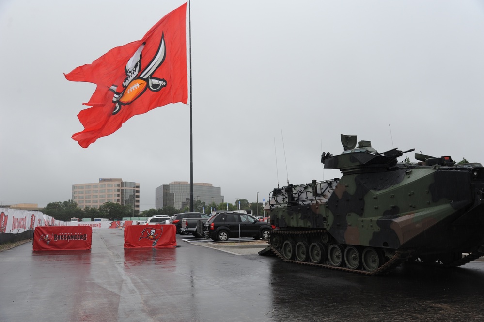 Citizen Airmen honored during Tampa Bay Buccaneers’ Salute to Military