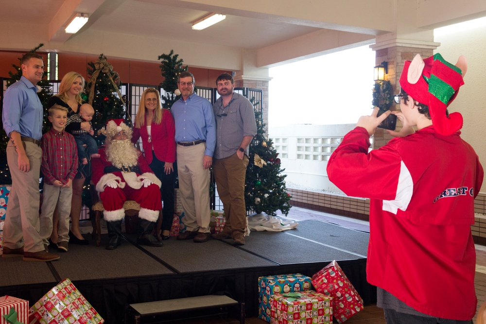 Families dine with Santa at the Butler Officers’ Club