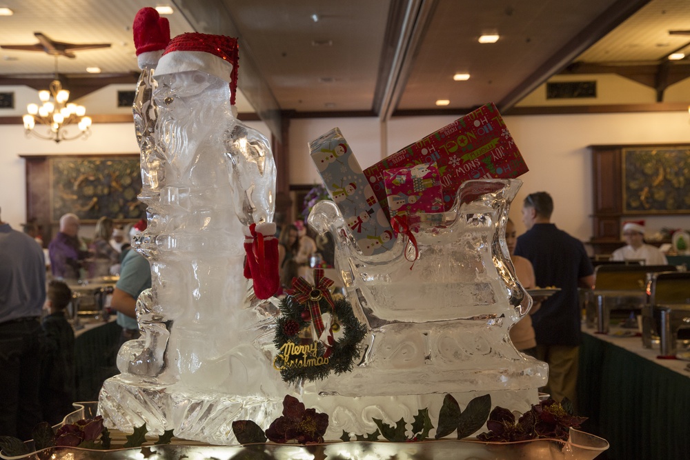 Families dine with Santa at the Butler Officers’ Club