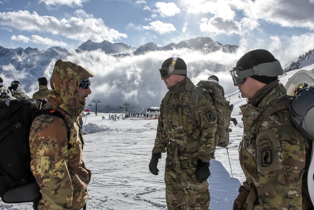 Leader's huddle at the top of Italy