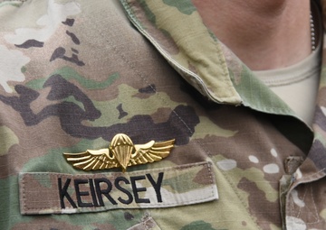 Serbian jump wing on an American officer