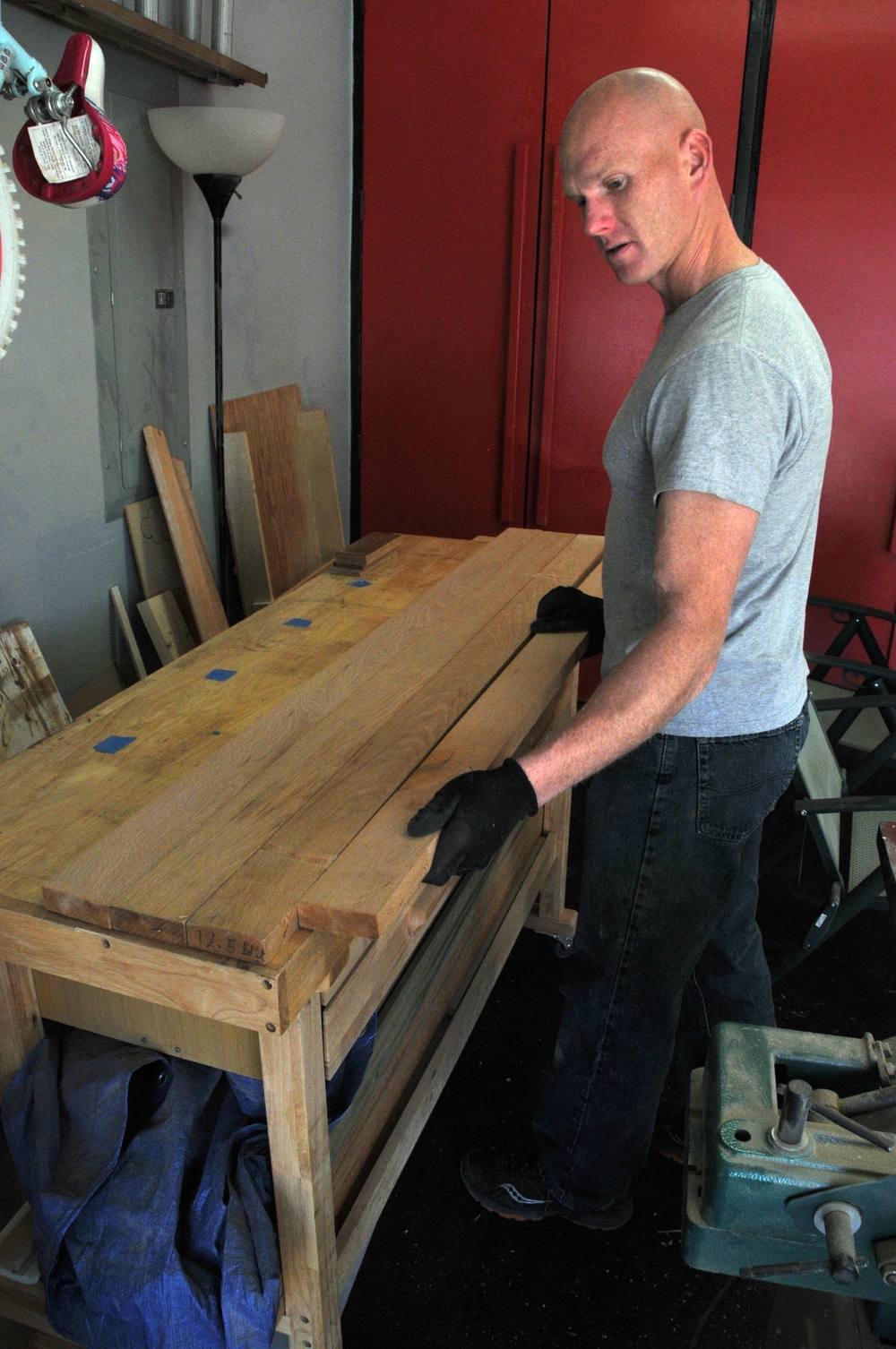 Soldier continues family woodworking trade