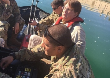 Divers Support the Mosul Dam and Local Iraqi Government