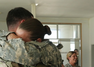 Two sets of Guard siblings reconnect during unlikely overseas visit