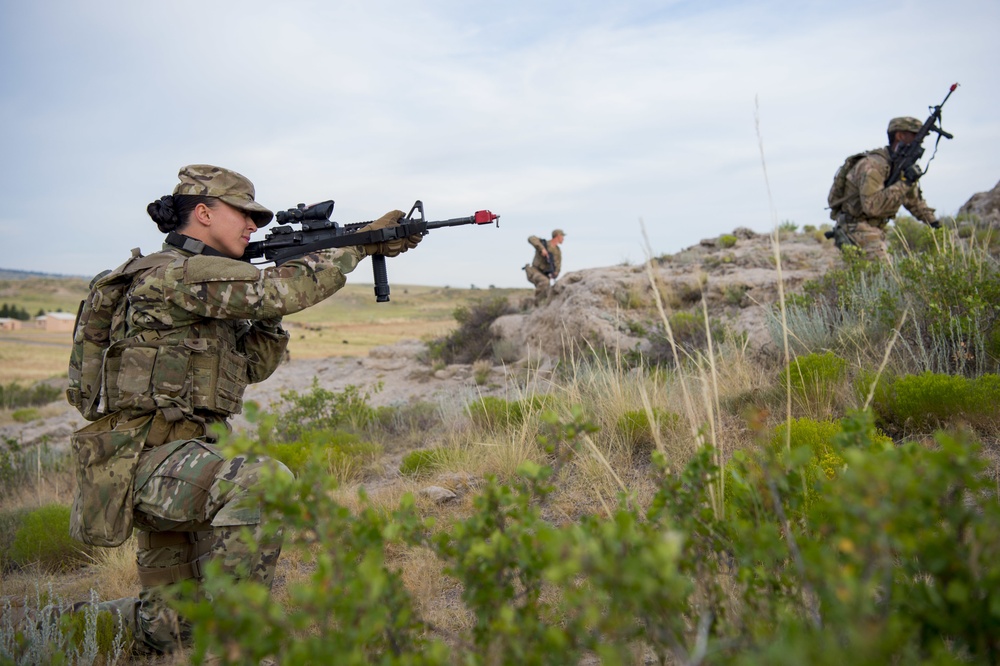 Camp Guernsey holds assaulter course graduation