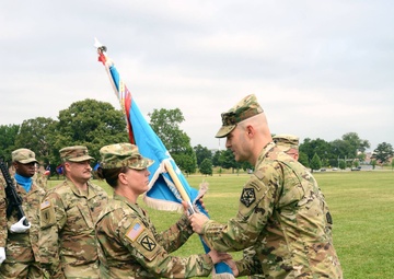 742nd Military Intelligence battalion welcomes new commander