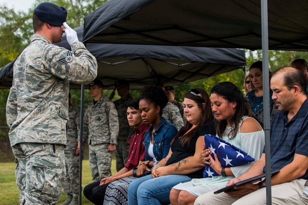 Scott honors military working dog's service