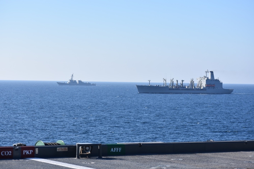 Underway aboard USS Lewis B. Puller