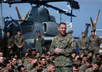 15th MEU Commander Visits Marines, Sailors aboard San Diego
