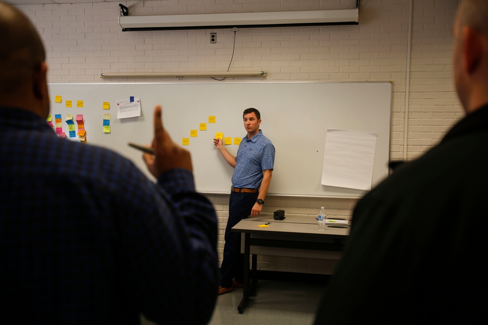 Lejeune Marines sharpen problem-solving skills at thinking workshop
