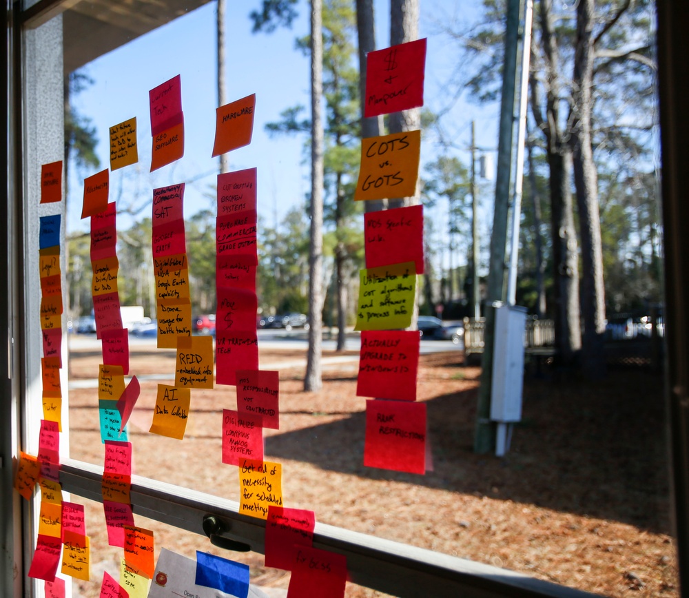 Lejeune Marines sharpen problem-solving skills at thinking workshop