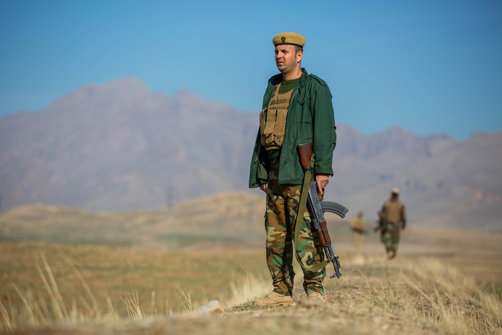 Security forces graduate course and demonstrate skills in Erbil