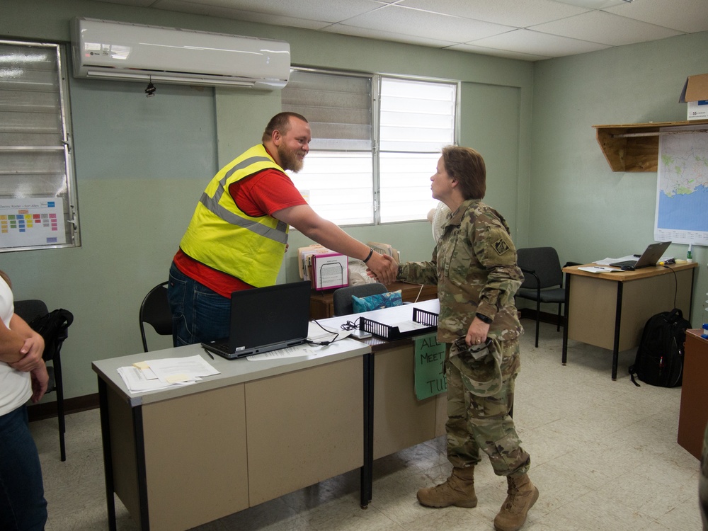 CG visit to RFO at Fort Allen