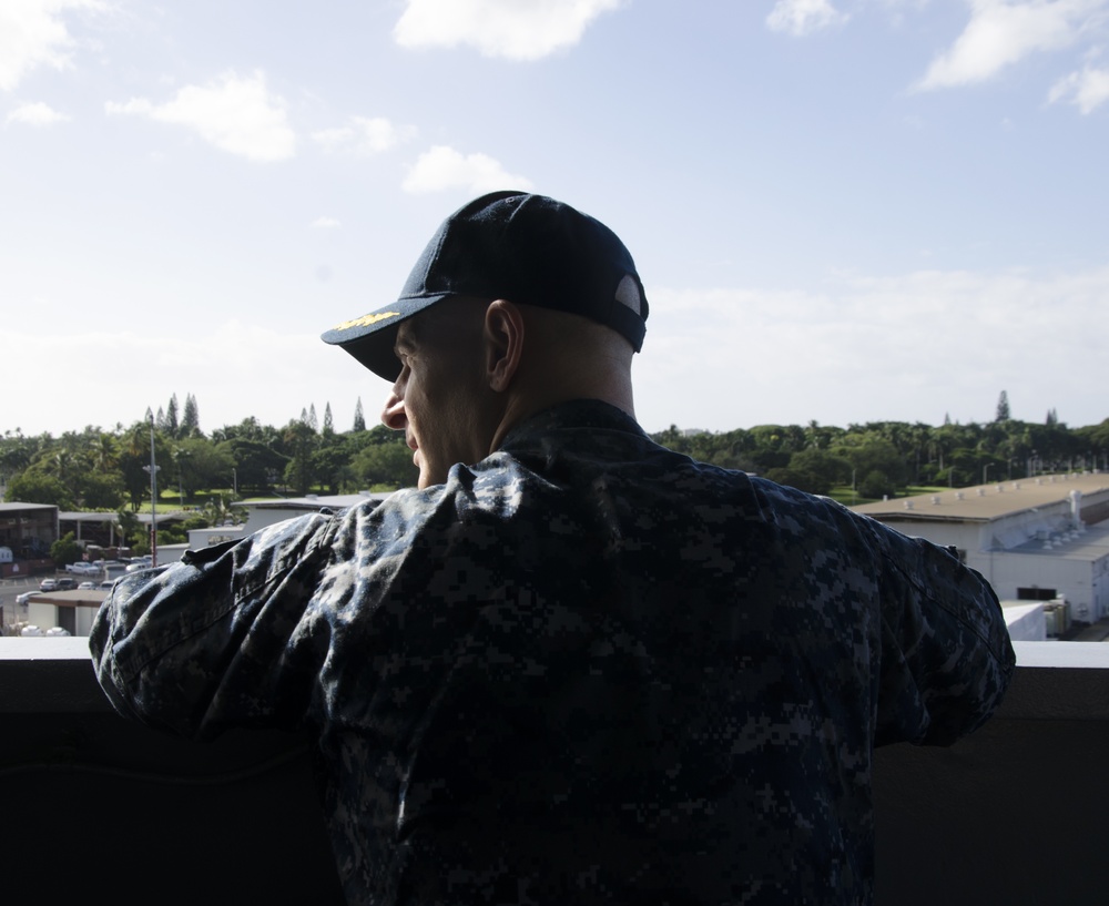 USS Frank Cable Arrives in Pearl Harbor