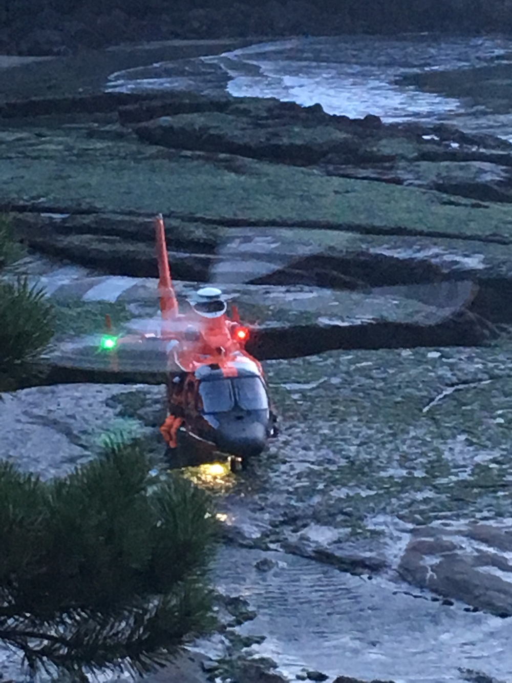 Coast Guard, local agencies rescue immobilized hiker near Newport, Ore.