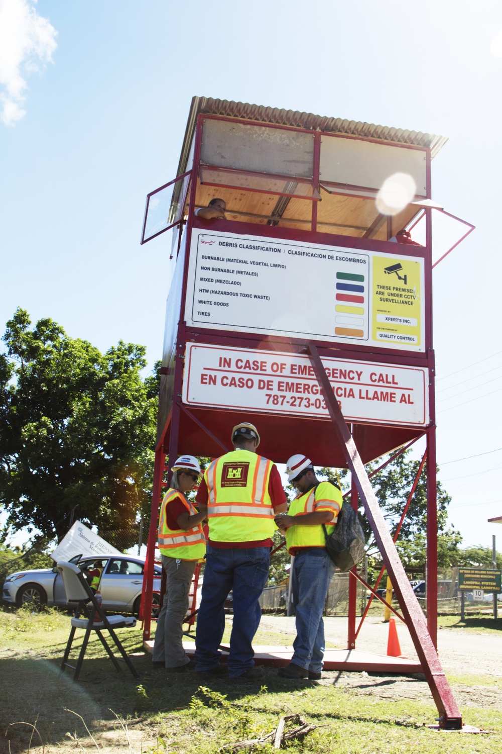 USACE works to clear hurricane debris on island of Vieques