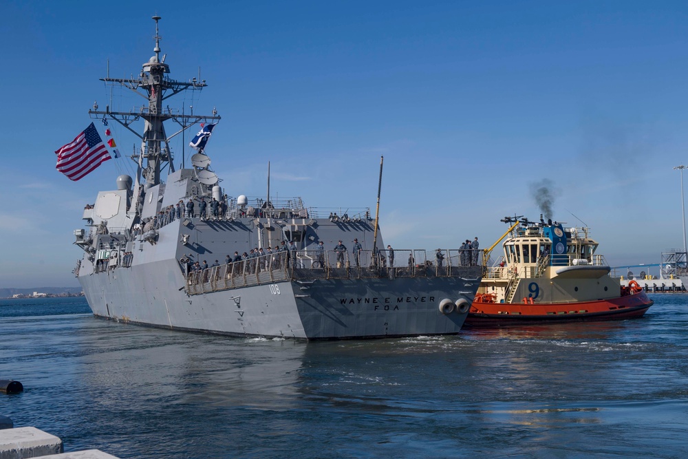 USS Wayne E. Meyer (DDG 108) departs San Diego