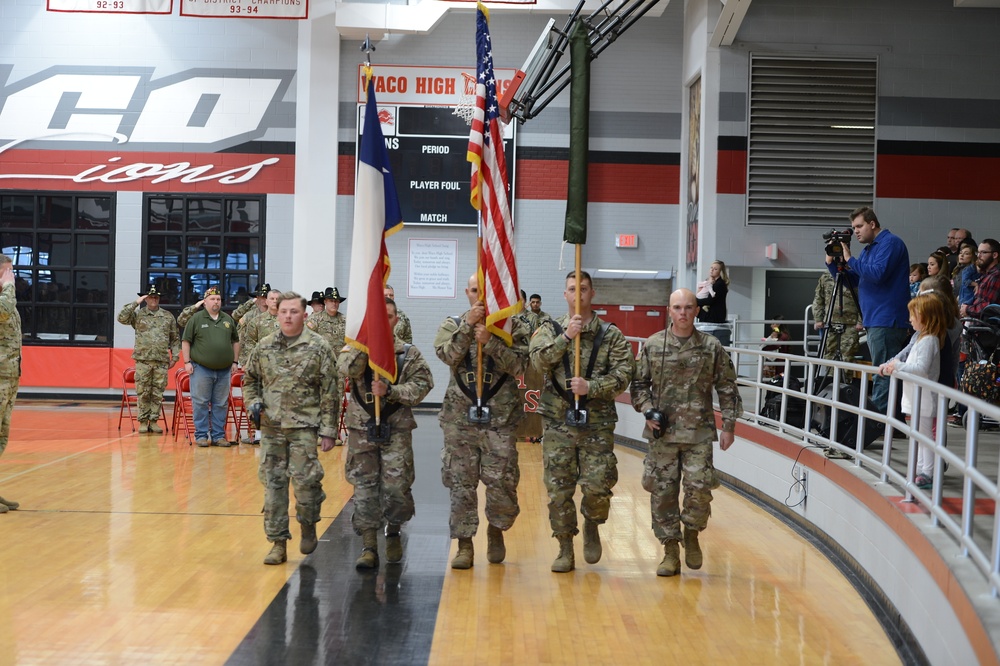 Waco Sends off Texas Guardsman