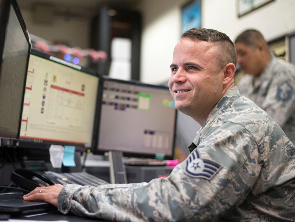 World’s Greatest MOC: 18th MXG Airmen manage aircraft repairs