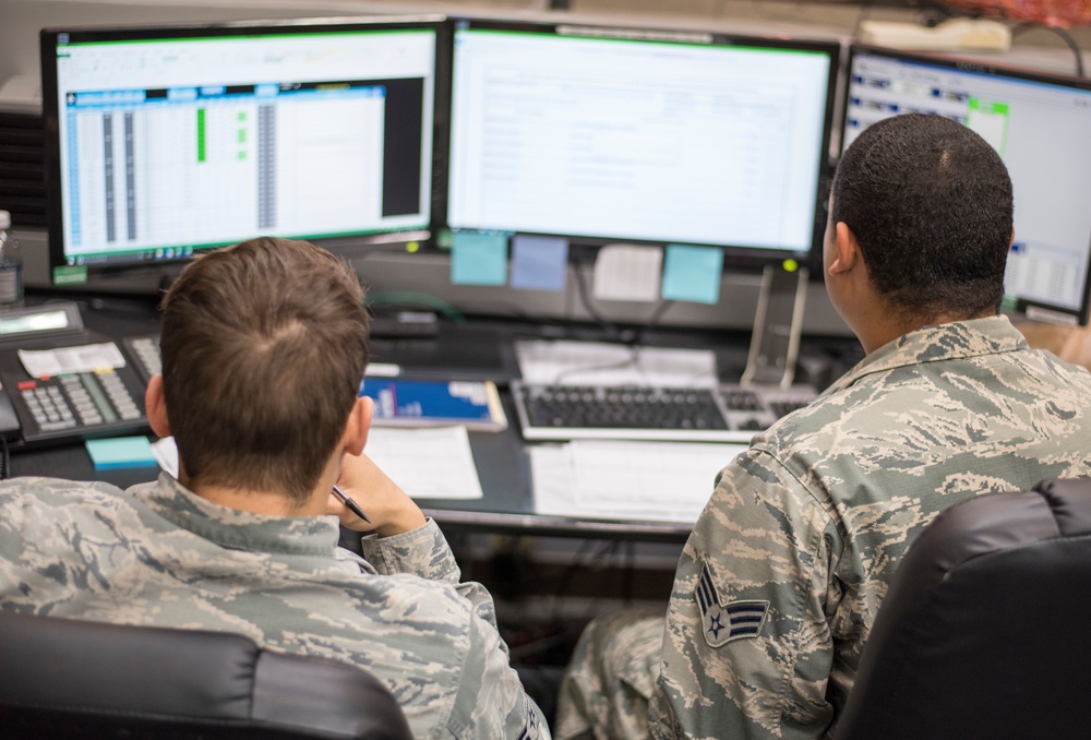 World’s Greatest MOC: 18th MXG Airmen manage aircraft repairs