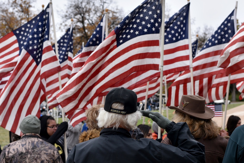 Veterans honored in Heroes Hunt parade