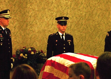 N.Y. Army National Guard honors Syracuse man who was knighted by Dutch Queen in 1946
