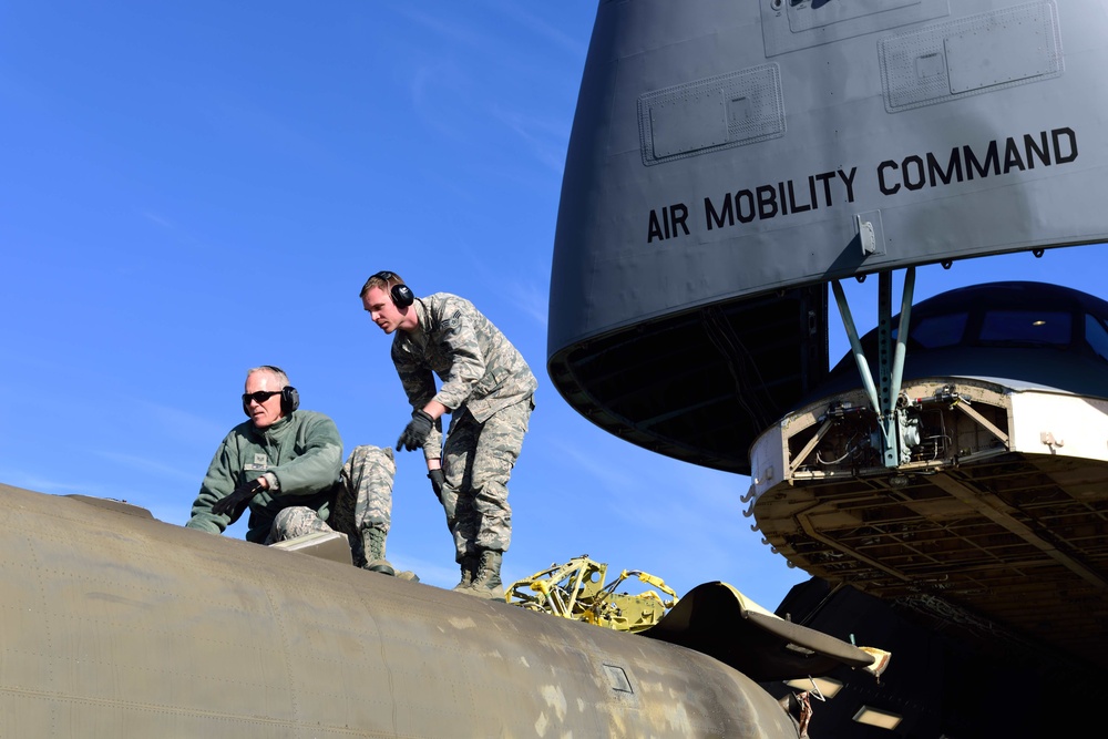 Air Force, Army, Navy Personnel Participate in Joint Training