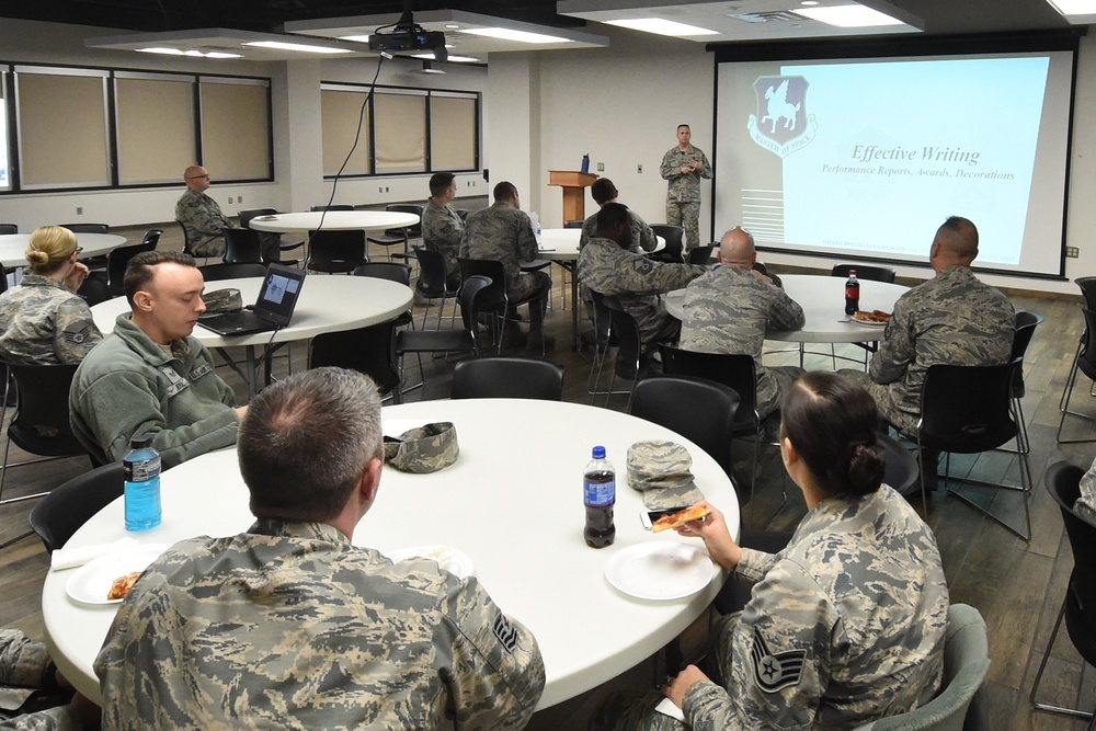 Schriever’s top enlisted leader holds “lunch and learn”