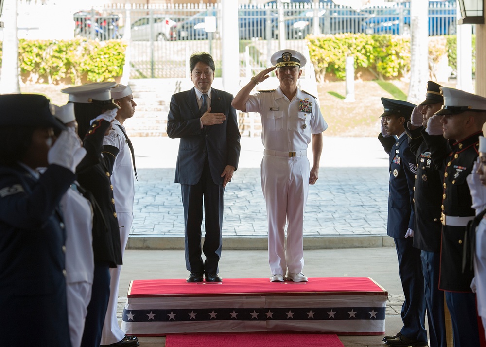 Japan’s Minister of Defense Visits USPACOM