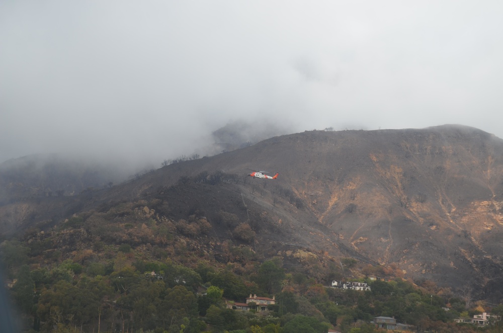 Coast Guard helicopter crews rescue mudslide victims in Santa Barbara County
