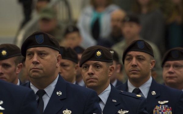 Quiet Professionals don brown beret