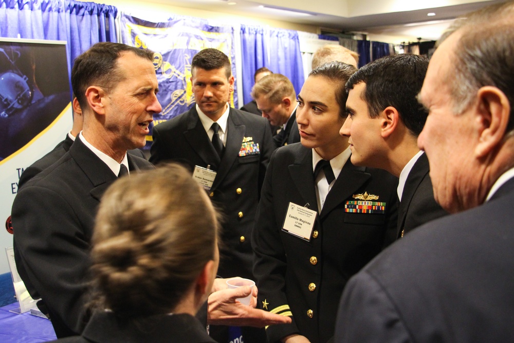 CNO Richardson meets with SMWDC WTIs