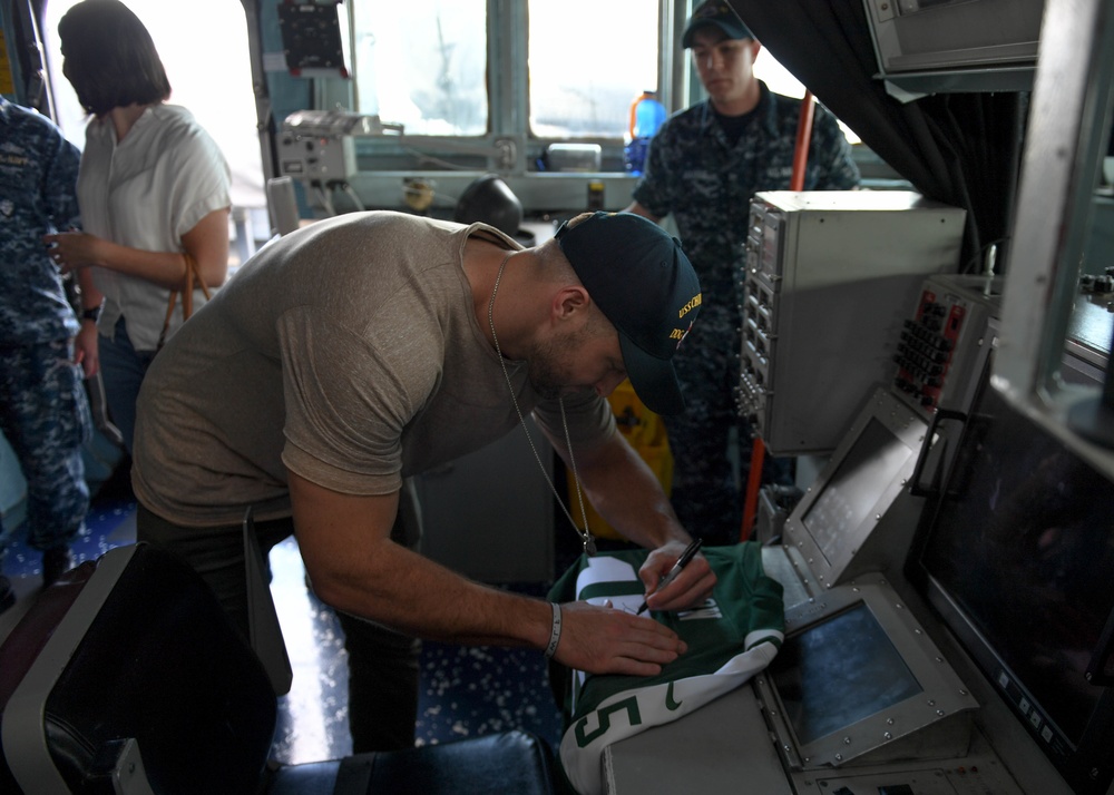 Tim Tebow visits USS Chung-Hoon (DDG 93)