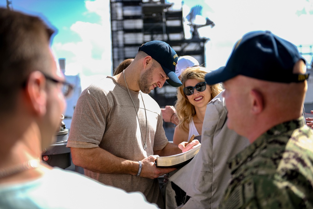 Tim Tebow visits USS Chung-Hoon (DDG 93)