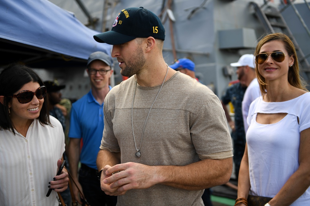 Tim Tebow visits USS Chung-Hoon (DDG 93)