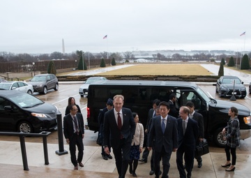 DSD hosts Japanese Minister of State for Space Policy