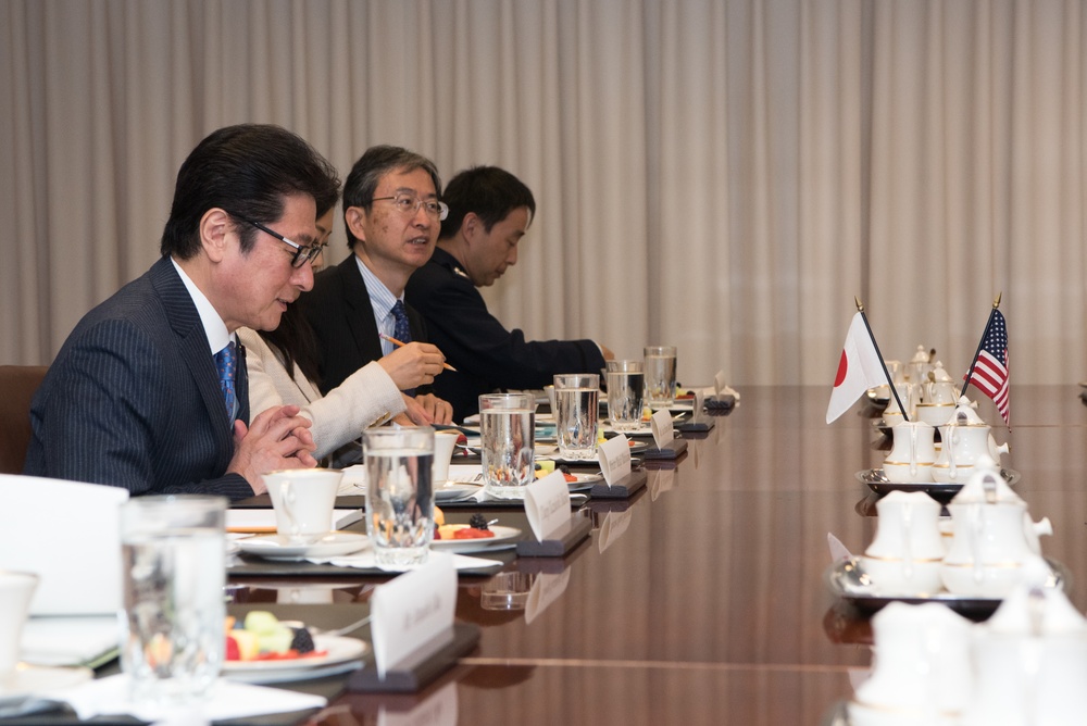DSD hosts Japanese Minister of State for Space Policy