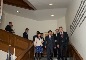 DSD hosts Japanese Minister of State for Space Policy