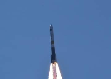 DELTA IV NROL-47 LAUNCHED FROM VANDENBERG