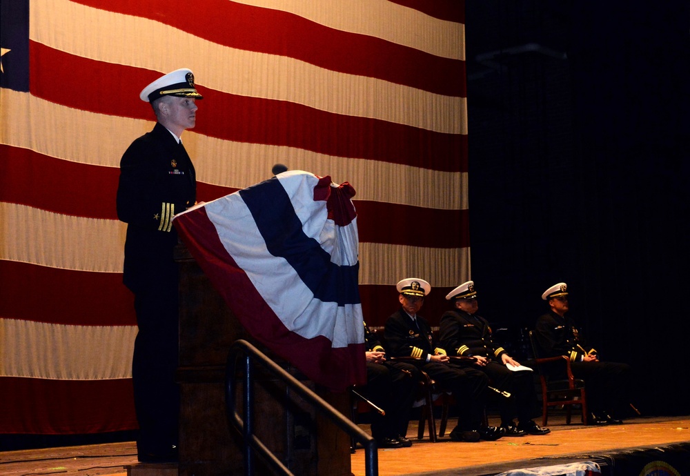 USS Pittsburgh (SSN 720) Holds Change of Command Ceremony