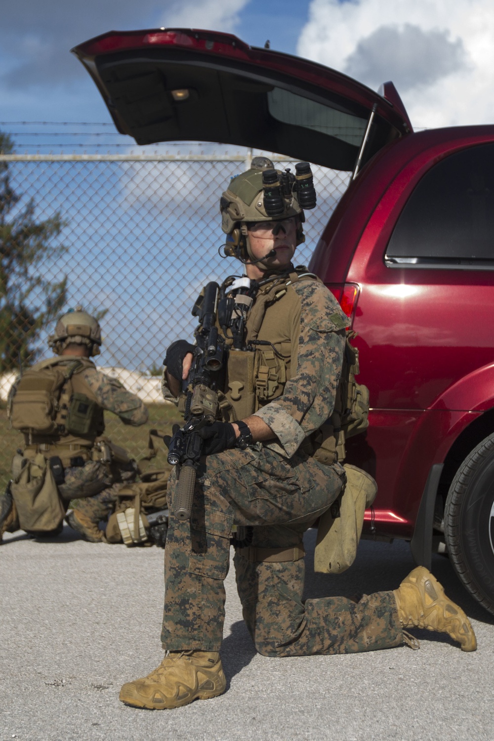 Force Recon practices in Guam during RUTEX