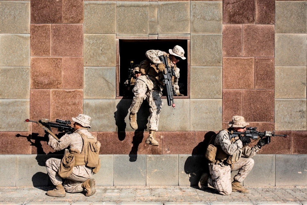 15th MEU conducts MOUT training