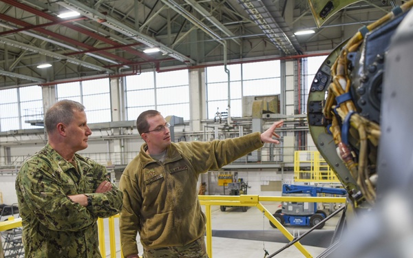 Fleet Master Chief Addington Visits 352 SOW